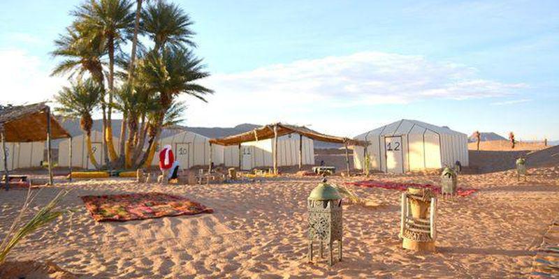 Zagora Desert Camp: <span>Hotel y Riad de lujo en Merzouga y las dunas de Erg Chebbi</span>